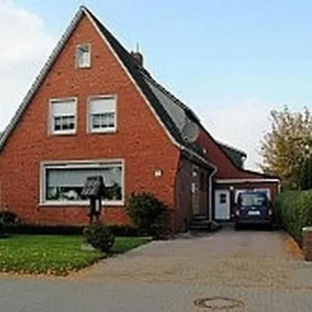 Upleward Apartment *